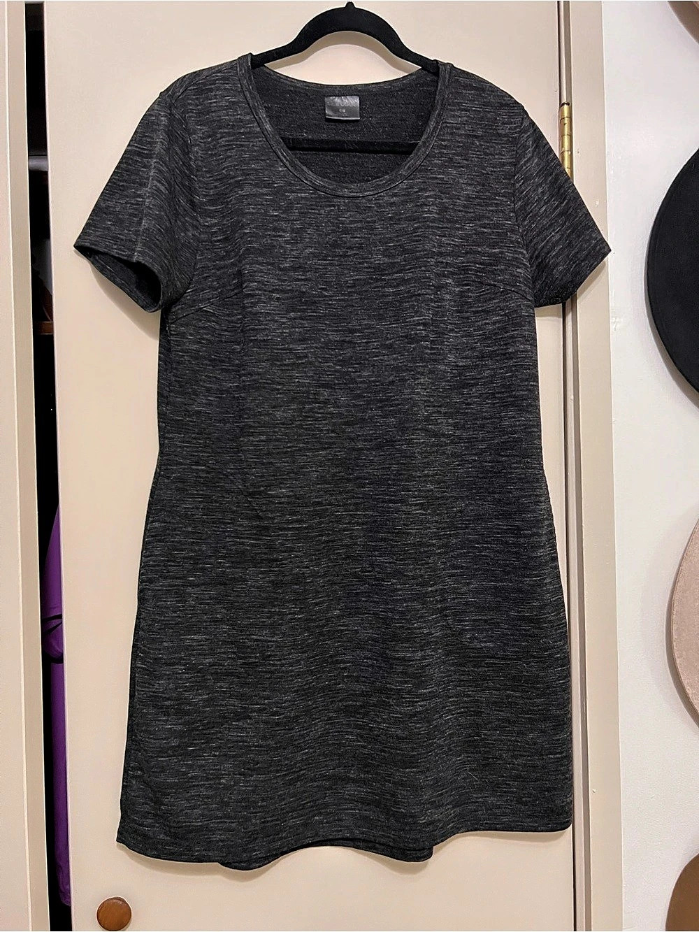BEBE COOL Gray Mini T-Shirt Dress Size Medium Like New